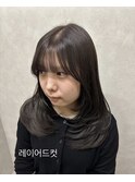 レイヤーカット/グレージュカラー/韓国ヘア
