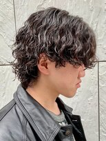 ジーニー 新百合ヶ丘(Genie) フェザーパーマサーフカール刈り上げセンターパート