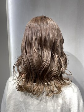 トゥーン 川崎店(TOON) ミルクティーベージュ/ケアブリーチ/ハイトーン