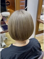 ダブルオオガキ (W-ogaki)&nbsp;白髪ぼかし×ボブ