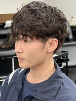 シベルバレー 横浜(sibell)&nbsp;シャドウパーマメンズメッシュメンズパーマ波巻きパーマ韓国ヘア