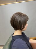 横顔美人を叶える！乾かすだけで決まる大人上品な丸みショート