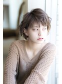 ラフな抜け感小顔ショート