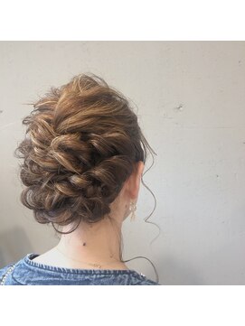 アルマヘアー(Alma hair by murasaki) お呼ばれヘア