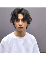 ユノ(juno)&nbsp;くせ毛風パーマ　メンズミディアムスタイル『ショートレイヤー』