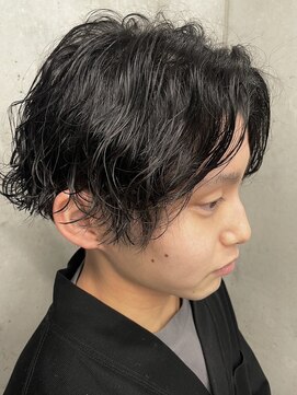 フイ 代々木(Hui) 波巻きスパイラルパーマ/アップバング/ツーブロックマッシュ束感