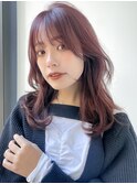 魅力を引き出すレイヤーカット×ピンクカラー