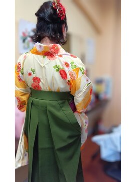 アプリコット美容室 【卒業式】袴着付け+ヘアセット
