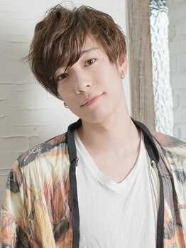ロージアバイアルティナ(ROSIER by artina)の写真/【町田/町田駅徒歩1分】カット（S&B込）¥4,000～/繊細なカット技術でお任せ派も要望派も納得の仕上がりに!