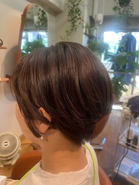 レッドハウス(RED HOUSE) くびれショート