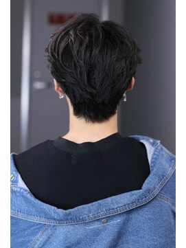 リップス 吉祥寺店 (LIPPS) 韓流アイドルセンターパート