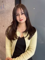 ジーナ 名駅(XENA.) 《YURI109》ヘーゼルブラウン/透明感カラー/レイヤーカット