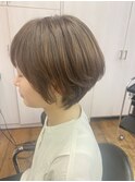 ショートボブ
