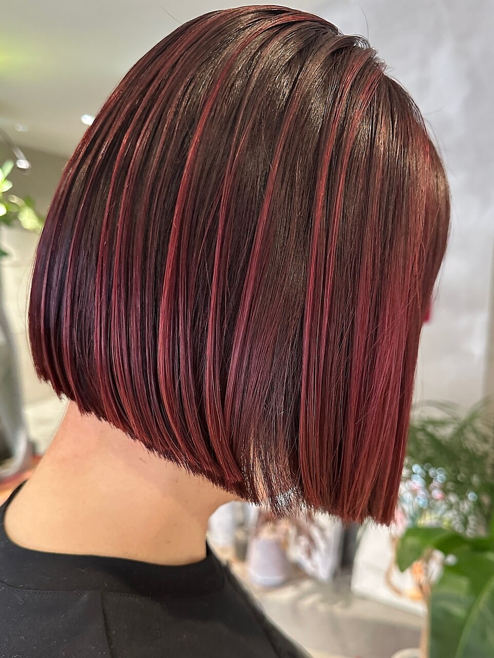 2025年-2026年冬】レッドカラーの髪型・ヘアアレンジ｜人気順