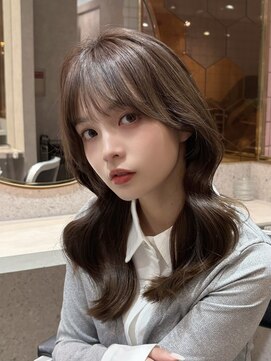 ルームバイシー 新宿(Loom. by Sea) ◇イメチェン×美髪[ワイドバング/韓国/新宿/顔まわり]