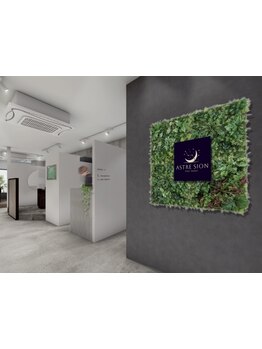 ダメージを最小限に抑えた髪質改善施術で、ツヤと潤いのある美しい髪へ＊憧れの美髪を手に入れませんか？