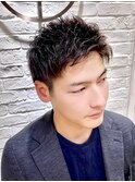 ツーブロック刈り上げショートアップバング爽やか短髪束感理容室