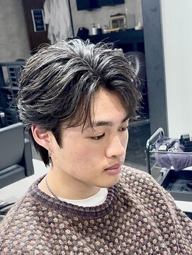 シャインセカンド 大宮(SHINE Second) 刈り上げセンターパート/波巻きツイストスパイラル/大宮