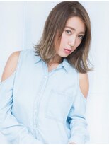 サンド 銀座(sand)&nbsp;小顔斜めバング＆厚めバングのマーメイドアッシュハニーヘア