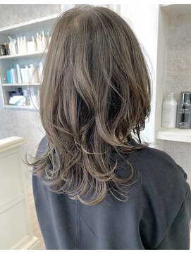 キャアリー(Caary) 福山市美容室Caary 人気アッシュグレージュ ウルフレイヤー