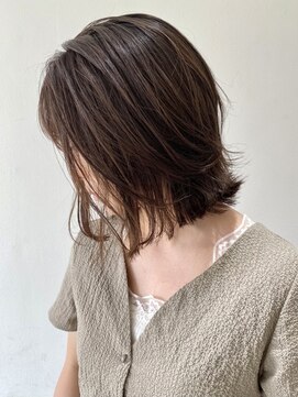 フォーク FOLK 【FOLK】小顔 外ハネ 波巻き 横髪 ダークアッシュ ベージュ♪