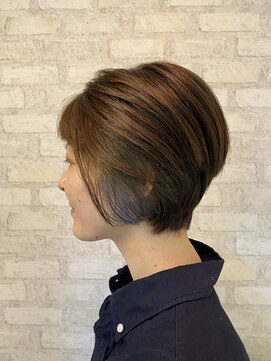ヘア サロン ルート 幕張(Hair Salon ROUTE) 《大人可愛い》ミニボブインナーカラーブルー [ROUTE幕張店]