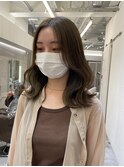 柔らかベージュ