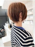 福山Caary30代40代小顔補正立体カットショートヘア.ショートボブ