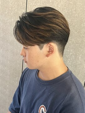 ニアウ 太田店(Niau) メンズナチュラルセンターパートニュアンスパーマ質感重視