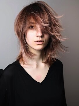 アルトリスト(Altruist Aging×HAIR&SPA) ★ダークアッシュ大人ガーリーボブ着物ミディアムレイヤーカット