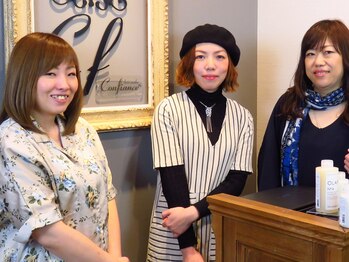 ヘアメイク コンフィアンス(Hair make confiance)の写真/歴5年以上のベテランスタイリストが担当◇女性スタッフならではのご提案と技術力◎大好評”OLAPLEX”も♪