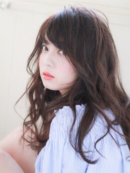 ビューティシモスクエア(Beautissimo SQUARE)の写真/透明感抜群のアドミオカラーで透明感×艶感のある美しい髪へ◎落ち着いた大人のカラーを楽しんで♪