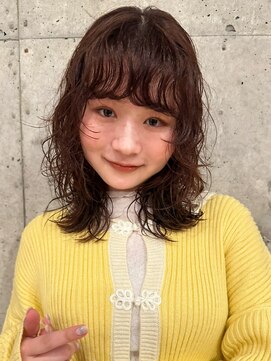 アンガーデン(Une GARDEN) ミディアムパーマ/ブラウンカラー/暖色カラー/レイヤーカット