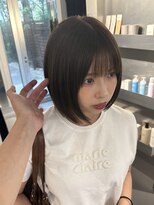 ビューズ(VIEWS)&nbsp;あご下ボブとクリアなグレージュ
