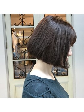 マウロア(MAULOA) "大人可愛いモテ髪ボブ" 中西英美子