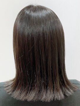 エガク(egaku) つっやつや　縮毛矯正