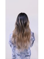 リー 枚方(Lee) 外国人風グラデーションカラー