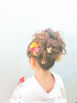 ブラウ ネイル パーティー(Blau Nail Party) 華やか和装高めアップ