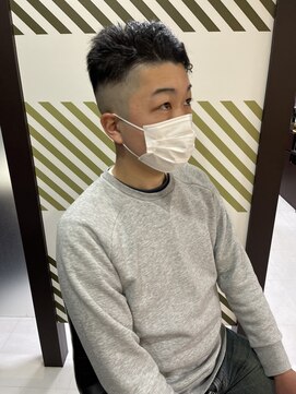 バーバーバー 都賀(BARBER-BAR) フェードブルー