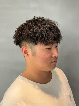 バース バイ ハピネス(BIRTH by happiness) ツイストスパイラルパーマ　刈り上げマッシュ