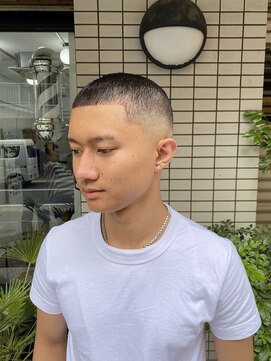 ウェルネス(Wellness) イージーパーマ　スキンフェード