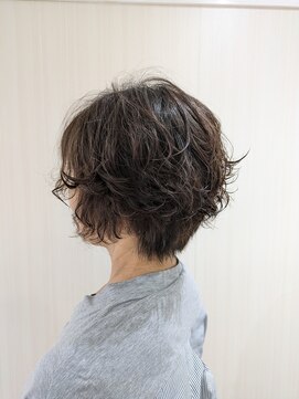 ラトゥーナ 西宮北口店(Ratuna) Ratuna【西宮北口】大人ウェーブヘア