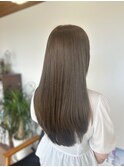 グレージュデザインカラーセミロングレイヤーワンカール