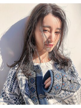 スニュウ(snuw) レイヤーカット/透明感カラー