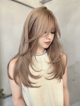 ガラ(GALA) ワンホンブロンド 小顔レイヤー