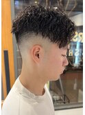 ツイストスパイラルパーマ×スキンフェード