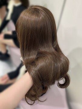 ジーナリア(Xena ria) 《Kaho》ダブルカラーでブリーチ無しベージュ♪