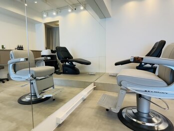 ヴェーク(Weg)の写真/★3/8 NEW OPEN★男性オーナーが経営するプライベートサロン。男性目線で"髪のお悩み"を解決します！