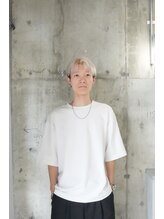 Vellgo沖浜店スタイリスト マヒロです！