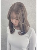 ベージュカラー